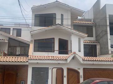 Venta De Departamento Duplex En Linda Zona De La Molina