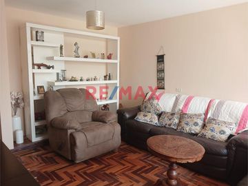 Venta De Departamento Duplex En Linda Zona De La Molina