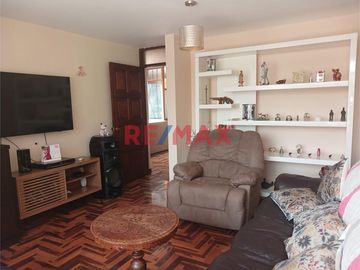 Venta De Departamento Duplex En Linda Zona De La Molina