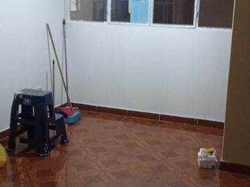 VENTA DE ACCIONES Y DERECHOS FLORES 78