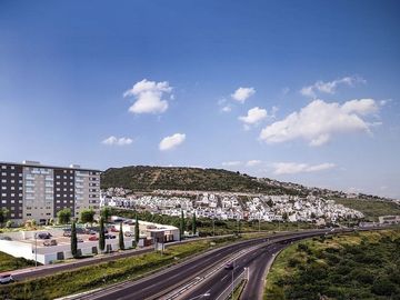 DEPARTAMENTO EN VENTA EN AURA PUNTA ESMERALDA 3 RECS, 3 BAÑOS, ALBERCA, GYM