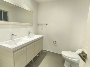 DEPARTAMENTO EN VENTA EN AURA PUNTA ESMERALDA 3 RECS, 3 BAÑOS, ALBERCA, GYM
