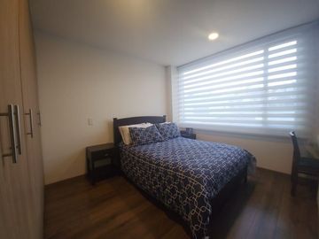 Se Vende Departamento de 2 Dormitorios  en el Sector de la Embajada Norteamericana ,Solca