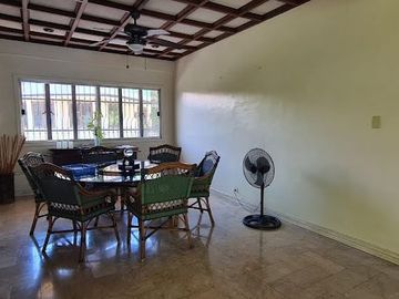🌟 FOR SALE: Luxurious House and Lot in Ayala Alabang Village, Muntinlupa City 🌟