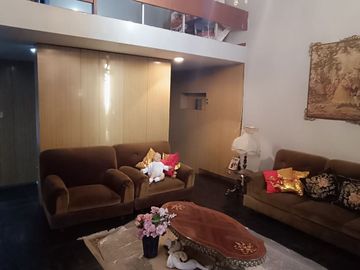 SE VENDE CASA CON PISCINA - AV CONDE DE NIEVA 490 M2