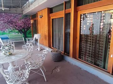 SE VENDE CASA CON PISCINA - AV CONDE DE NIEVA 490 M2
