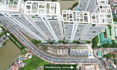 2BR Condominium For Sale In The Hotel Residences at Acqua