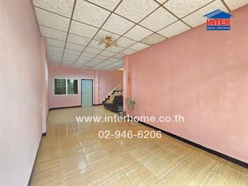 2-storey townhouse, 18 sq m, P.K. Garden Village, Pracha Uthit 90, Pracha Uthit Soi 90, Kanchanaphisek Road, Phra Samut Chedi, Samut Prakan