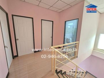 2-storey townhouse, 18 sq m, P.K. Garden Village, Pracha Uthit 90, Pracha Uthit Soi 90, Kanchanaphisek Road, Phra Samut Chedi, Samut Prakan