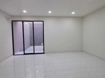 DIJUAL RUMAH Manyar Kertoadi Sby
