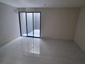 DIJUAL RUMAH Manyar Kertoadi Sby