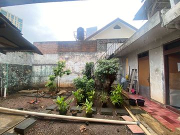 Rumah Dijual di Jl. Dr. Saharjo, Tebet, Jaksel