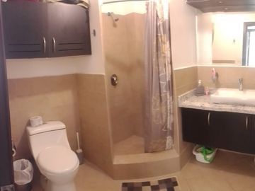 Hermoso Departamento, ubicado en el Conjunto privado Marina Grande, Avenida Club del Pacífico – Tonsupa, frente a la playa