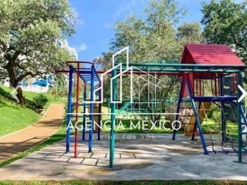 Renta Townhouse Bosque Esmeralda