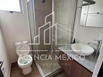 Renta Townhouse Bosque Esmeralda