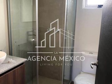 Renta Townhouse Bosque Esmeralda