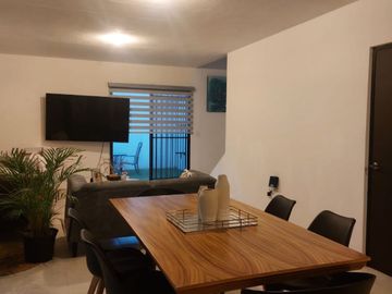 Casa amueblada en renta, en Las Américas