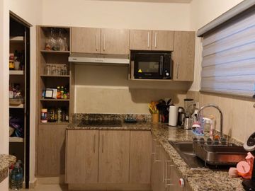 Casa amueblada en renta, en Las Américas