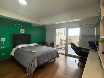 VENDO TRIPLEX 342M2 + 2 ESTACIONAMIENTOS EN URB. VALLE HERMOSO / SANTIAGO DE SURCO