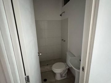 OCACION CASA DE DOS PISOS EN VENTA-  – RESIDENCIAL- GALILEA - CASTILLA - PIURA