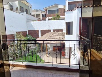 VENDO, Casa ideal para familia grande. 5dorm. 468mts. Los Cipreses 111, Casuarinas Sur – Surco