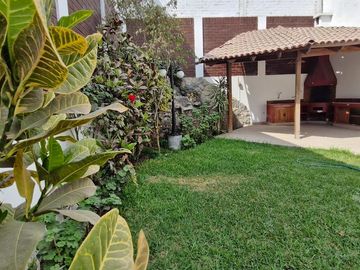 VENDO, Casa ideal para familia grande. 5dorm. 468mts. Los Cipreses 111, Casuarinas Sur – Surco