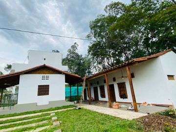 Casa campestre en Venta. Nautica Resort. Sopetrán Antioquia