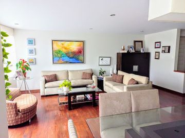 VENDO, Lindo Dpto. iluminado, c/vista a la calle. Sta. Carmen 290, Miraflores (3 dorm)