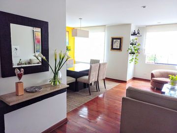 VENDO, Lindo Dpto. iluminado, c/vista a la calle. Sta. Carmen 290, Miraflores (3 dorm)