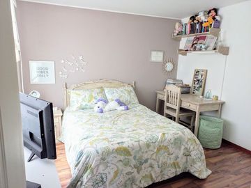 VENDO, Lindo Dpto. iluminado, c/vista a la calle. Sta. Carmen 290, Miraflores (3 dorm)