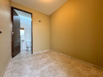 Casa en Venta en Villa Magna con 4 recamaras y Roof garden amplio.