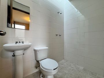 Casa en Venta en Villa Magna con 4 recamaras y Roof garden amplio.