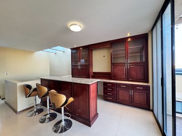 Casa en Venta en Villa Magna con 4 recamaras y Roof garden amplio.