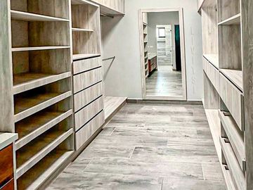Casa en Venta en Privadas Anáhuac Sector Irlandés