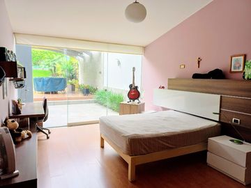 VENDO, Preciosa Casa Remodelada 600mts 4hab. Calle Amadeus Mozart, Alamos de Monterrico – Surco