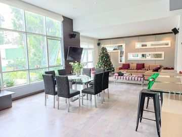 VENDO, Preciosa Casa Remodelada 600mts 4hab. Calle Amadeus Mozart, Alamos de Monterrico – Surco