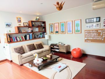 VENDO, Preciosa Casa Remodelada 600mts 4hab. Calle Amadeus Mozart, Alamos de Monterrico – Surco