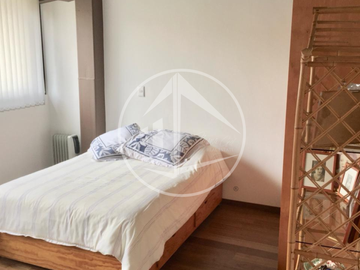 CASA EN VENTA EN CHILUCA CON JARDÍN, LOFT Y DISEÑO MINIMALISTA