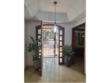VENDO  CASA EN SANTA RITA ESPECTACULAR ALG