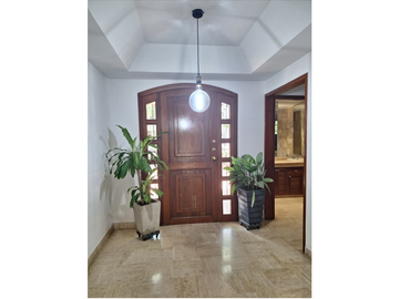VENDO  CASA EN SANTA RITA ESPECTACULAR ALG
