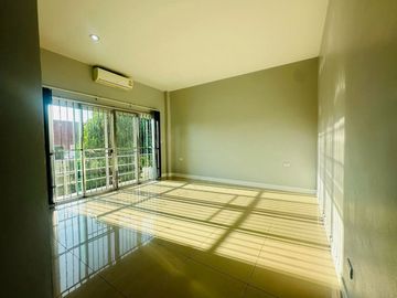 For sale, pool villa near Mab Prachan Reservoir, near an international school, special price Mab Prachan, Pattaya City
