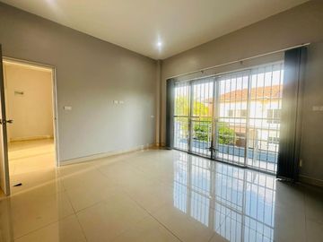 For sale, pool villa near Mab Prachan Reservoir, near an international school, special price Mab Prachan, Pattaya City