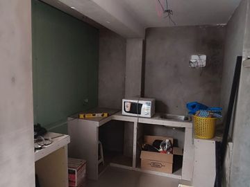 SE VENDE CASA DENTRO DEL CENTRO COMERCIAL ICA SUR - FRENTE AL MERCADO SANTO DOMINGO - ICA