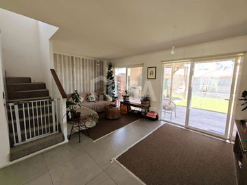 CASA 3 HABITACIONES, 3 BAÑOS EN CONDOMINIO CERRADO