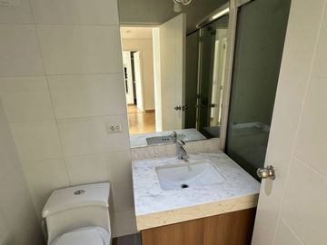 VENTA EXCLUSIVO DPTO EN LINCE LIMITE CON SAN ISIDRO