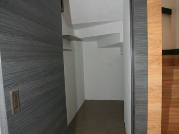 Oportunidad por Viaje! Hermosa Casa de Venta en Tumbaco