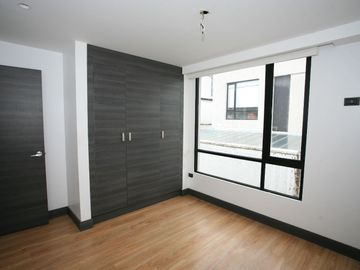 Oportunidad por Viaje! Hermosa Casa de Venta en Tumbaco