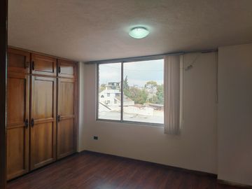 Venta Departamento de 3 Dormitorios en el Norte de Quito: ¡Espacio, Confort y Ubicación Perfecta!