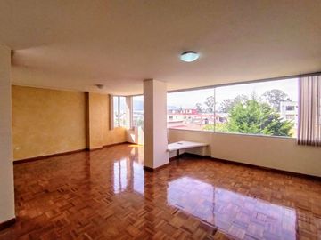 Venta Departamento de 3 Dormitorios en el Norte de Quito: ¡Espacio, Confort y Ubicación Perfecta!