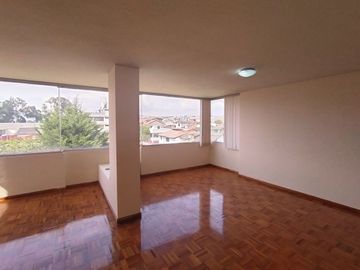 Venta Departamento de 3 Dormitorios en el Norte de Quito: ¡Espacio, Confort y Ubicación Perfecta!